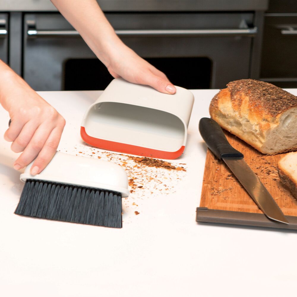Compact Dustpan & Brush Set N3
