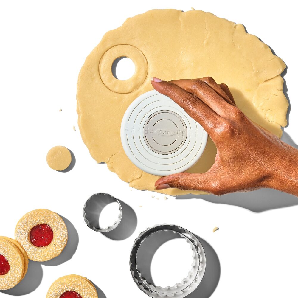 Double-Sided Cookie and Biscuit Cutter S7