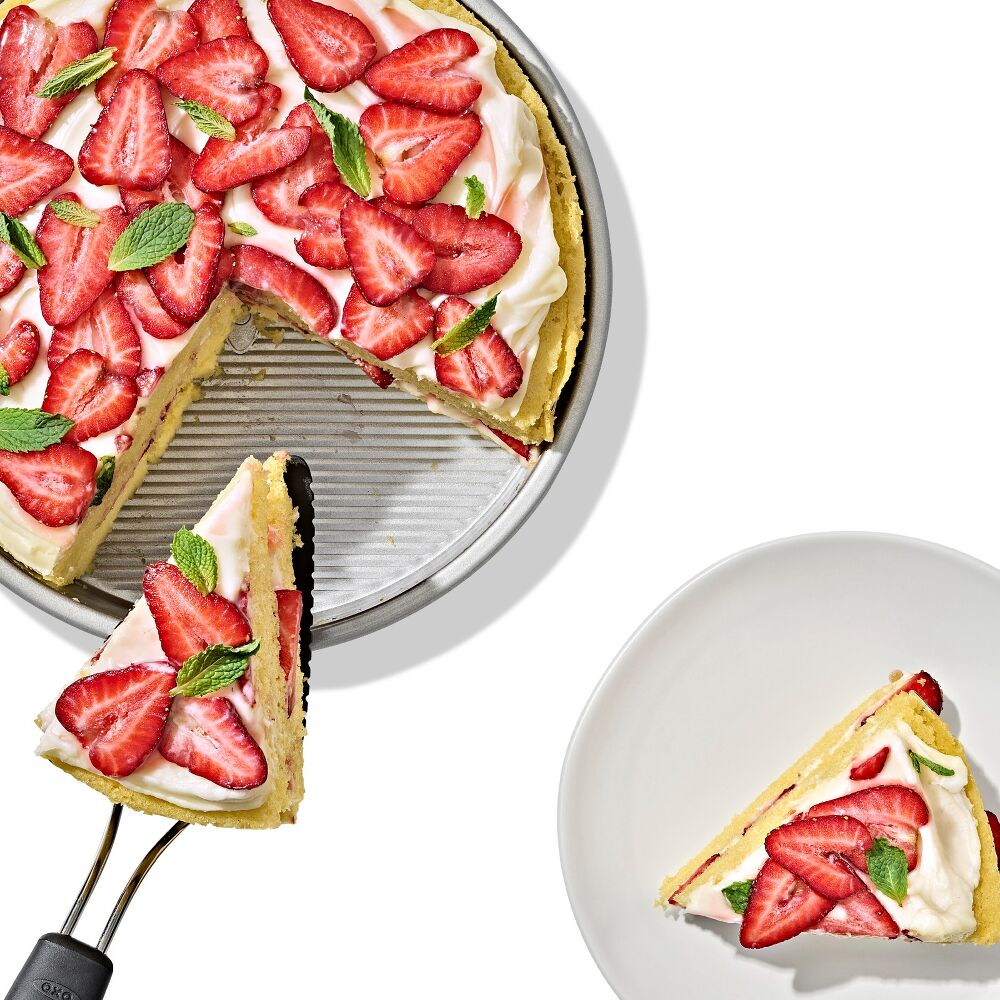 Non-Stick Pro Clear Coated 9 In Round Cake Pan R3