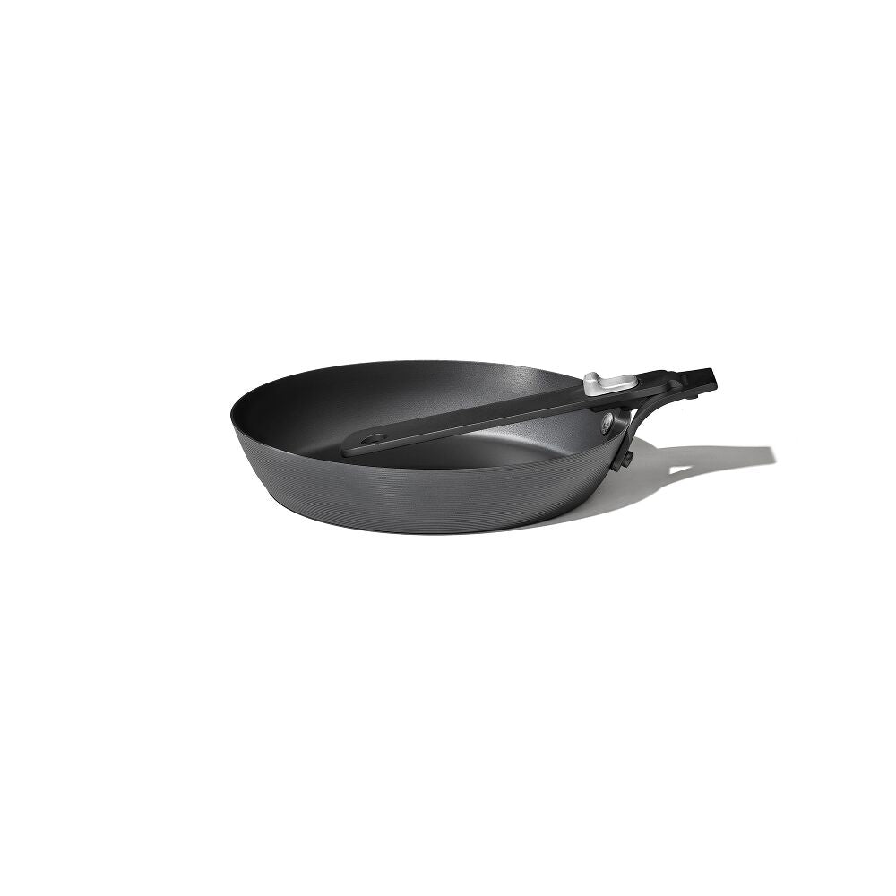 Carbon Steel With Removable Handle 8in Pan A0