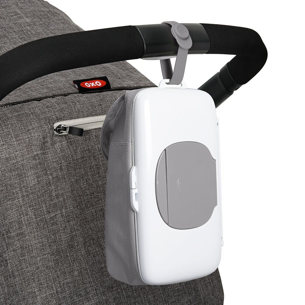On-the-Go Wipes Dispenser with Diaper Pouch K4