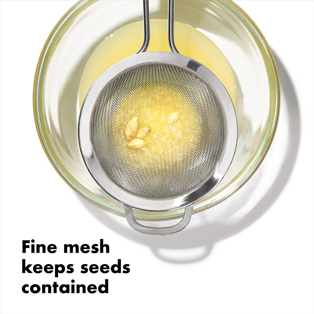 OXO Good Grips 3 in./7.6 cm Mini Strainer T1