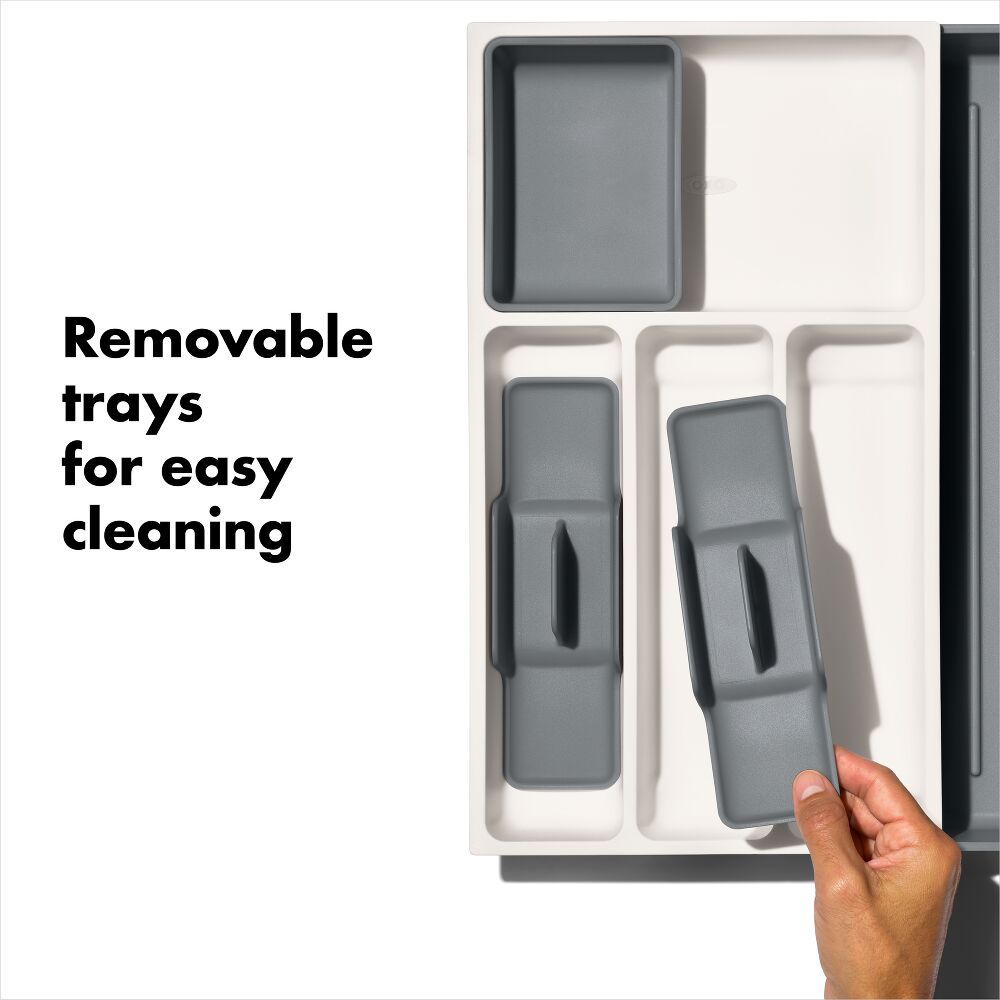 OXO Good Grips Expandable Utensil Drawer Organizer Z0