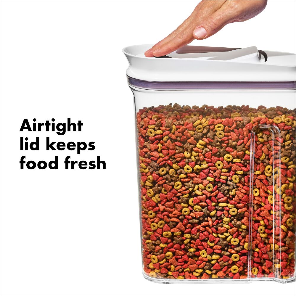 OXO Good Grips Pet Food Dispenser - 4.5 Qt/4.3 L E1