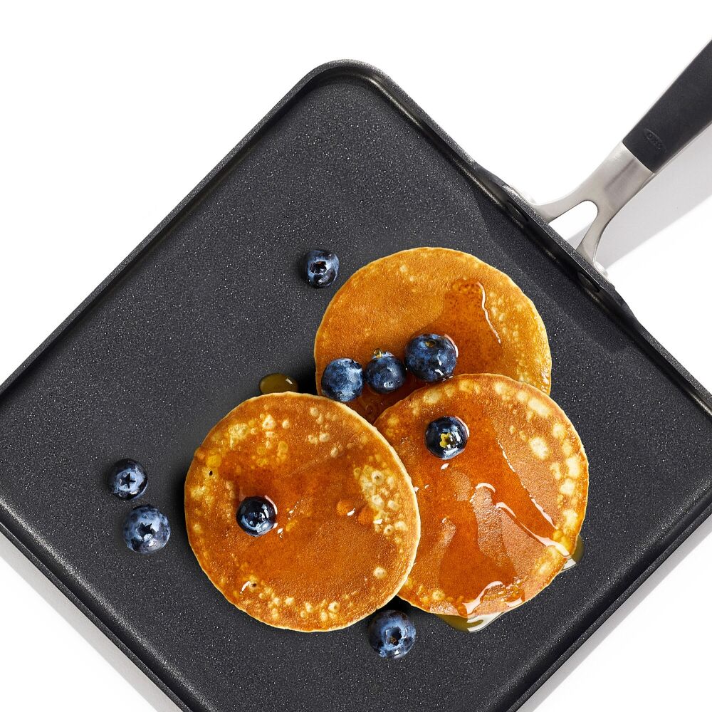 OXO Stainless Steel Everyday 11 in Square Griddle S7