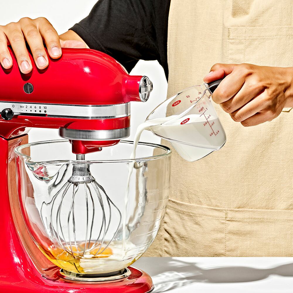 1-Cup Angled Measuring Cup G8