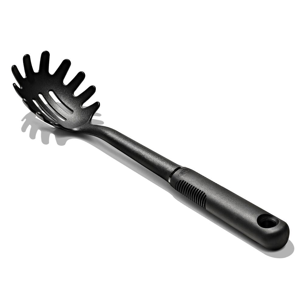 OXO Good Grips Nylon Spaghetti Server T2