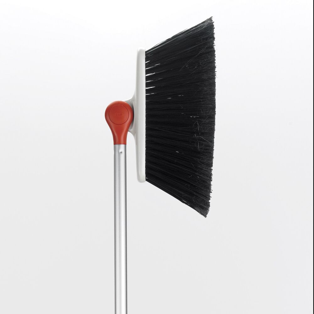 Any-Angle Broom Z7