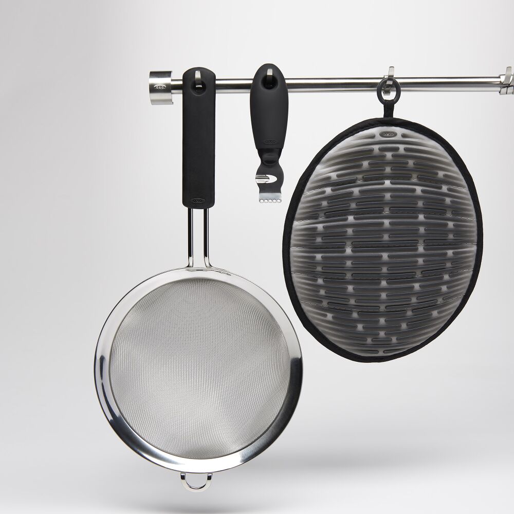 6" Strainer