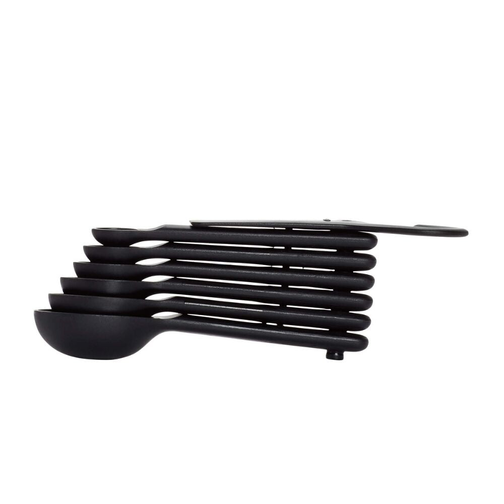 7 Piece Plastic Measuring Spoons - Black E8