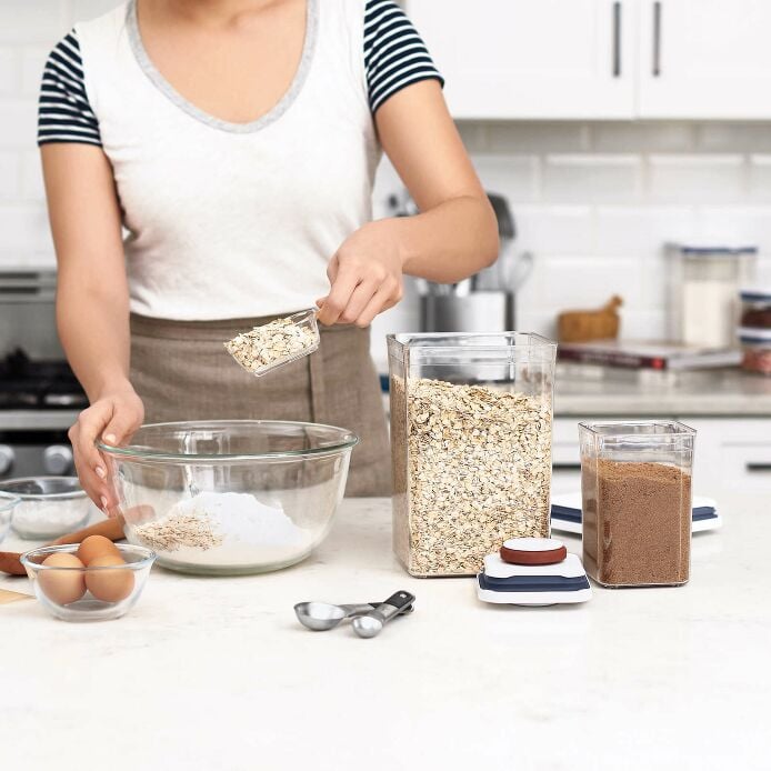 8-Piece POP Container Baking Set A9