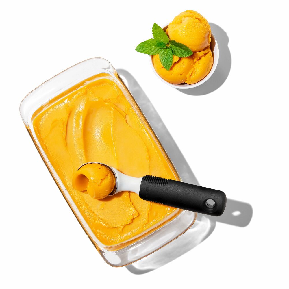 Classic Ice Cream Scoop I2