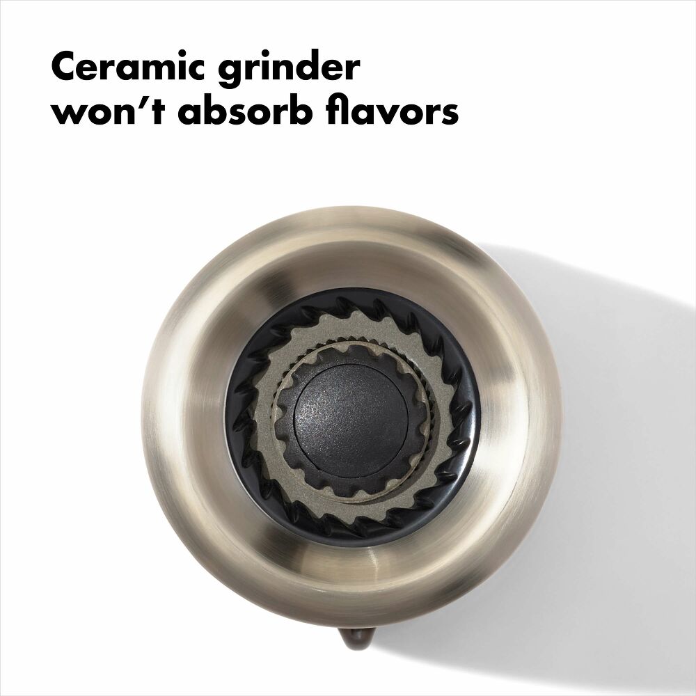 Contoured Mess-Free Pepper Grinder N7