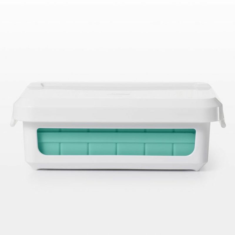 Covered Silicone Ice Cube Tray-Cocktail Cubes G4