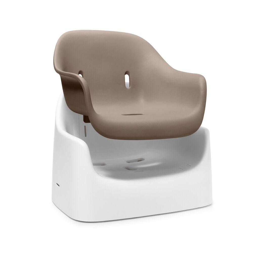 Nest Booster Seat with Removable Cushion Q2