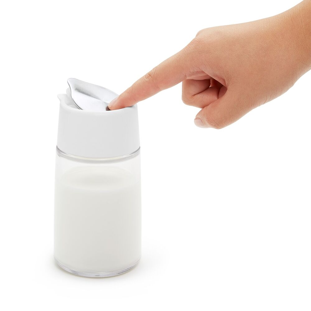 OXO Glass Creamer K4