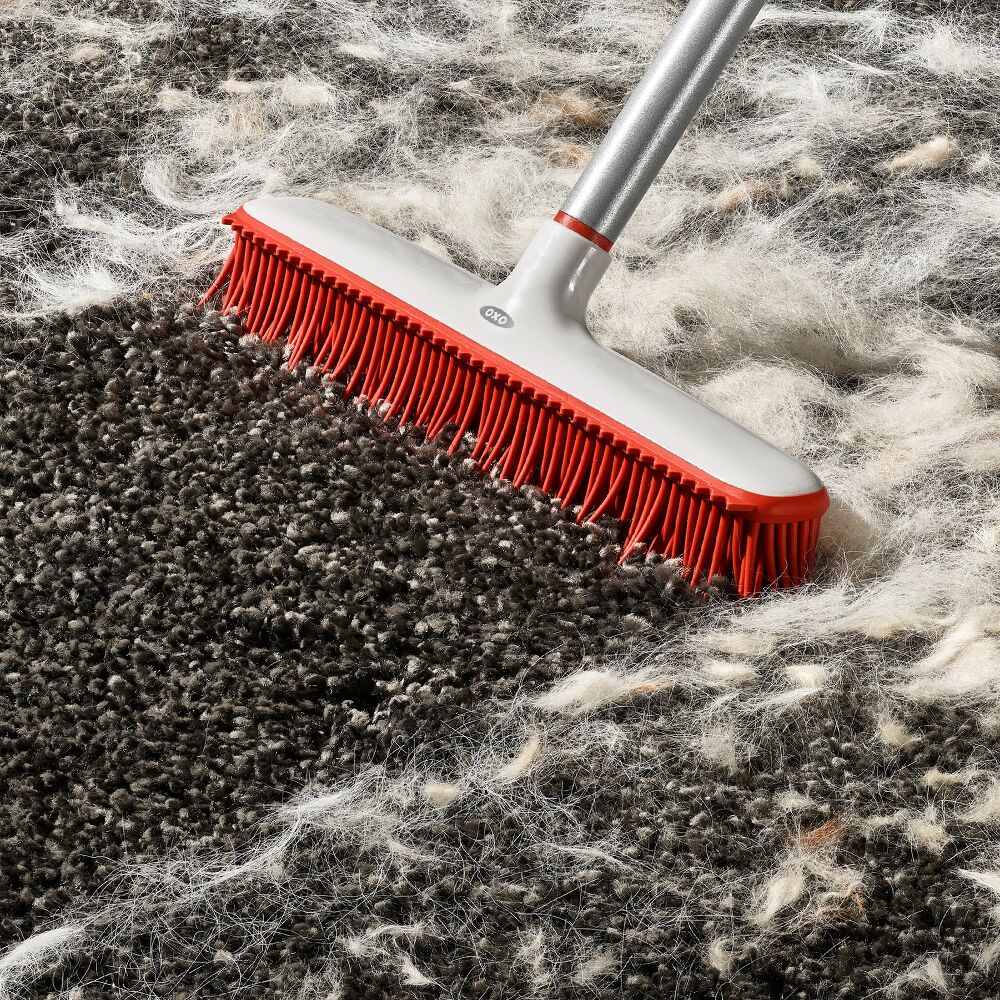 OXO Good Grips Fur Broom