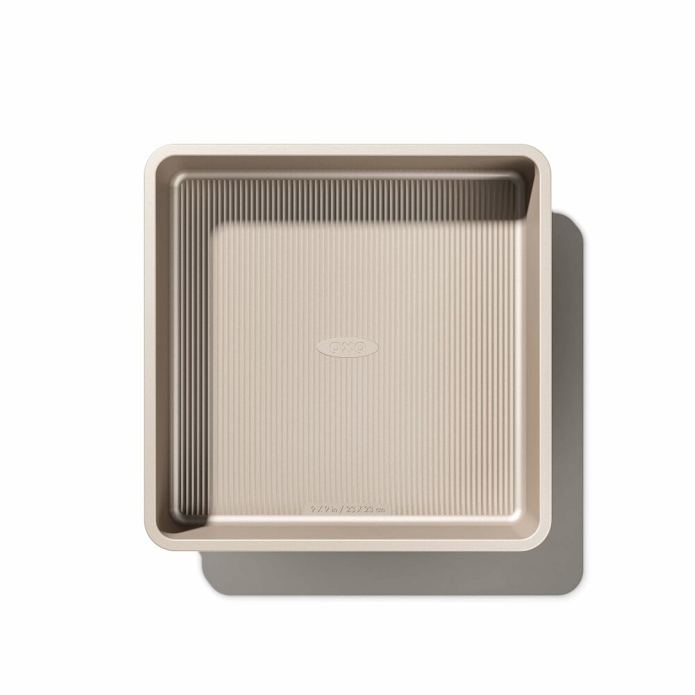 Non-Stick Pro Cake Pan - 9" Square I5