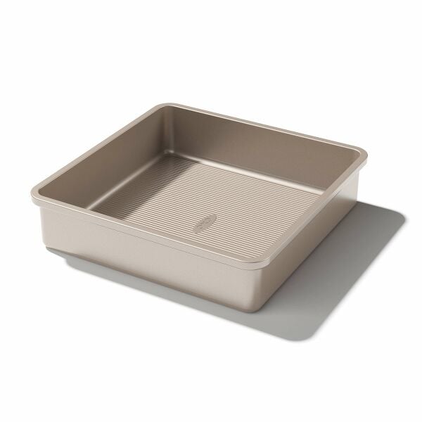 Non-Stick Pro Cake Pan - 9" Square I5