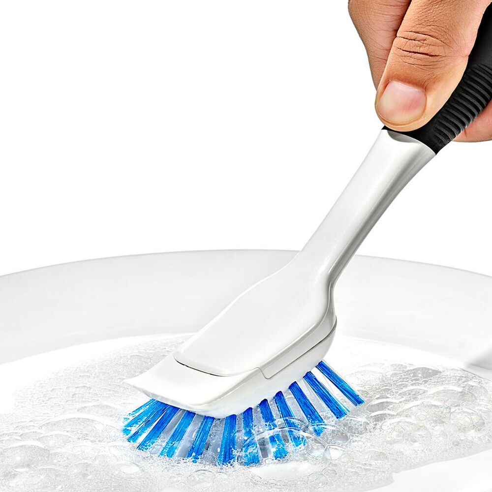 Nylon Bristle Dish Brush with Refills K7