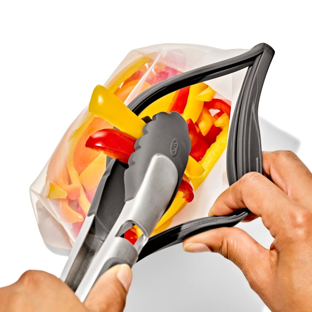 Outdoor Silicone Reusable Stand Up Bag Quart (32 oz) A9