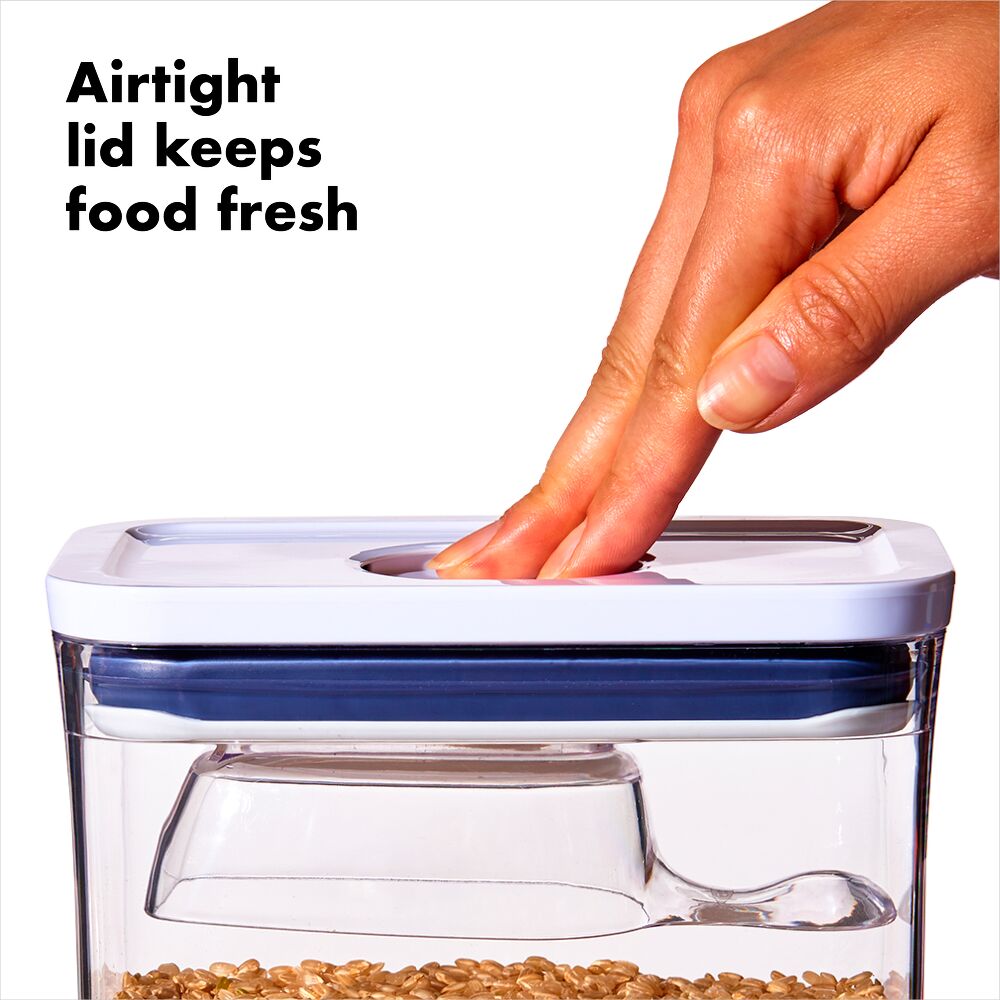 OXO Good Grips Pet POP Container – 6.0 Qt/5.7 L with Half Scoop S0