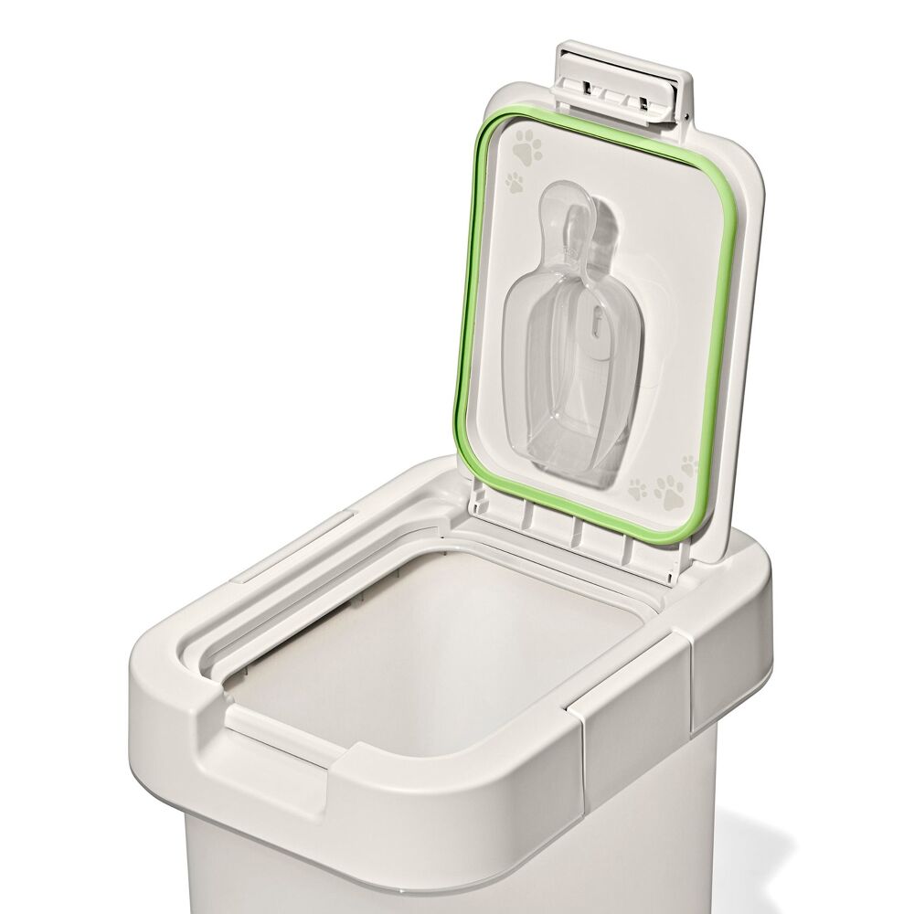 OXO Pet Airtight Food Container with Scoop — Small F9