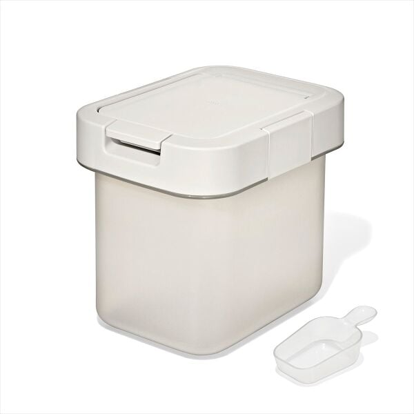 OXO Pet Airtight Food Container with Scoop — Small F9