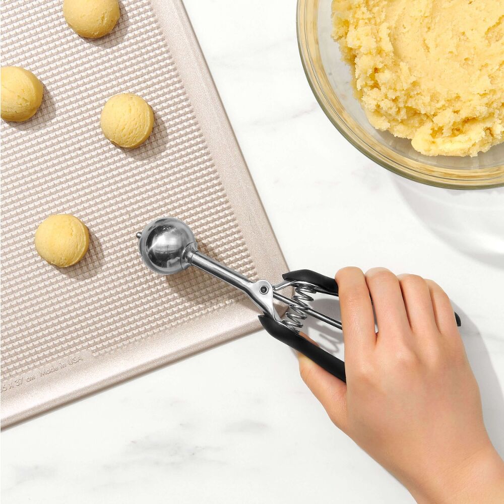 Small Cookie Scoop Q0
