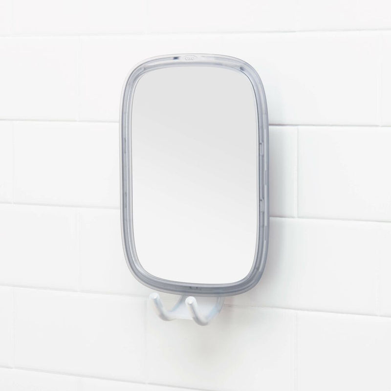 StrongHold™ Suction Fogless Mirror Q8