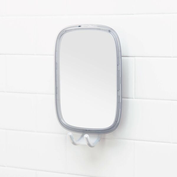 StrongHold™ Suction Fogless Mirror Q8