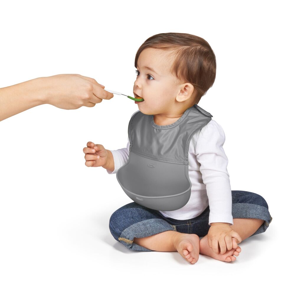Roll-Up Bib Set