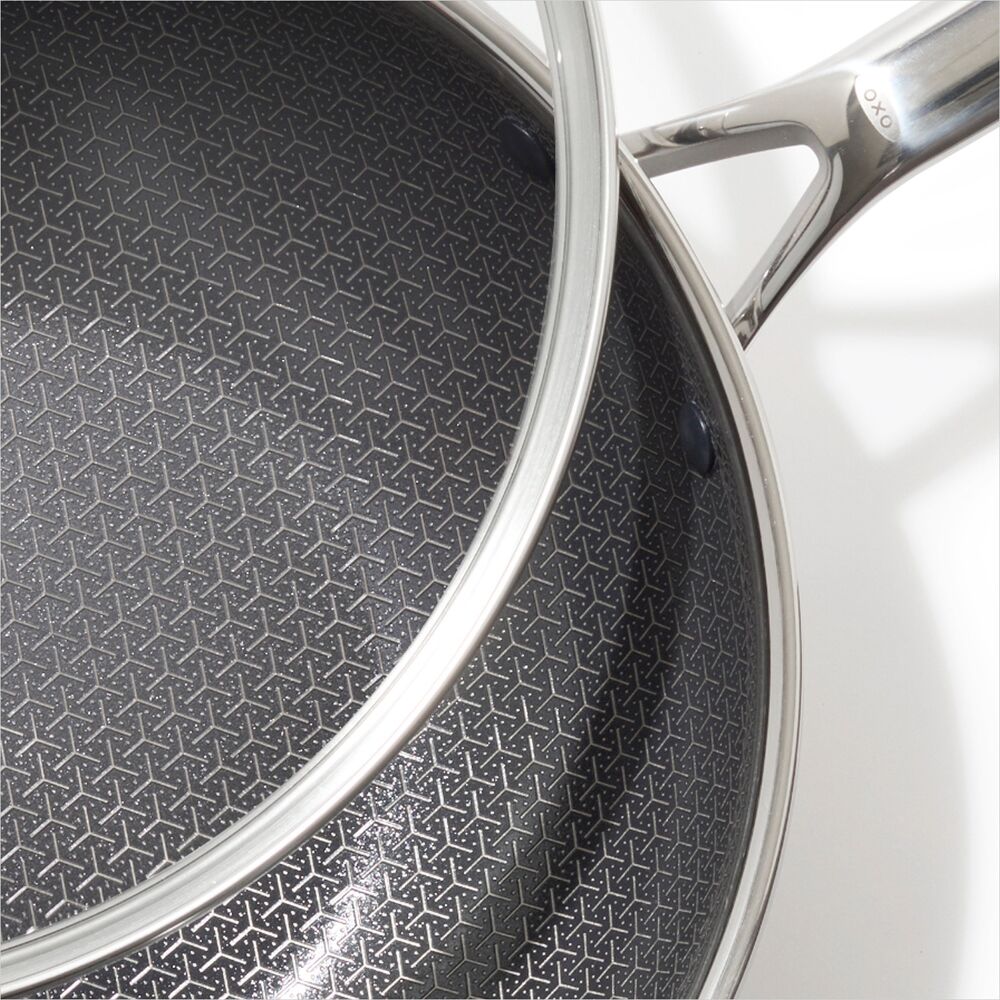 Trident Hybrid Non-Stick Stainless Steel 5 Qt Wok with Lid D0
