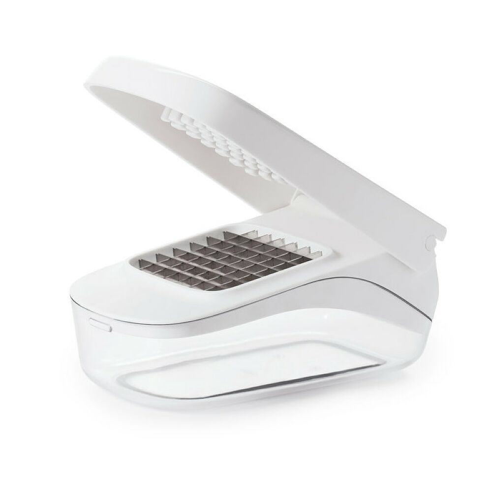 Vegetable Chopper with Easy-Pour Opening J2